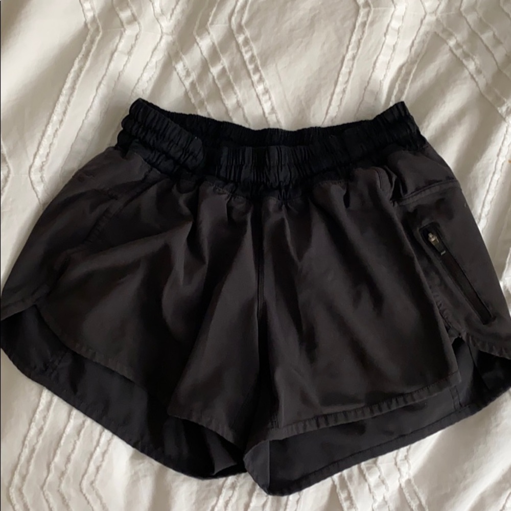 Lululemon tracker short